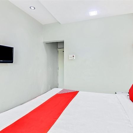 Oyo 61308 Hotel Rw International Hingoli Kültér fotó