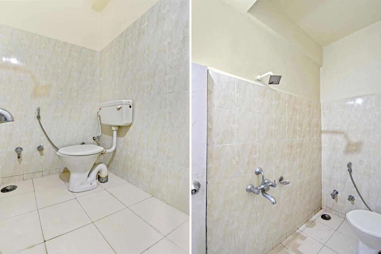 Oyo 61308 Hotel Rw International Hingoli Kültér fotó