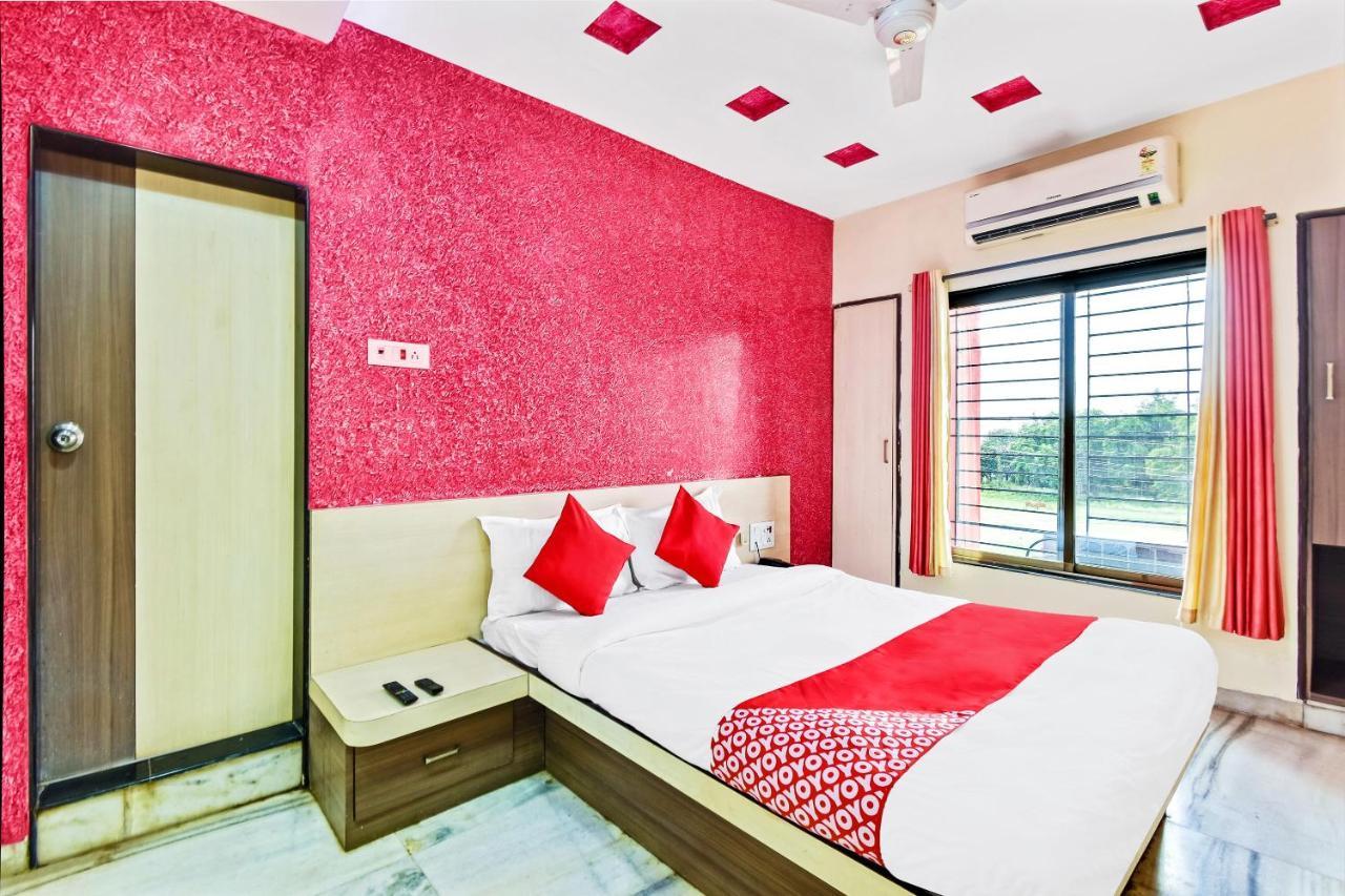 Oyo 61308 Hotel Rw International Hingoli Kültér fotó