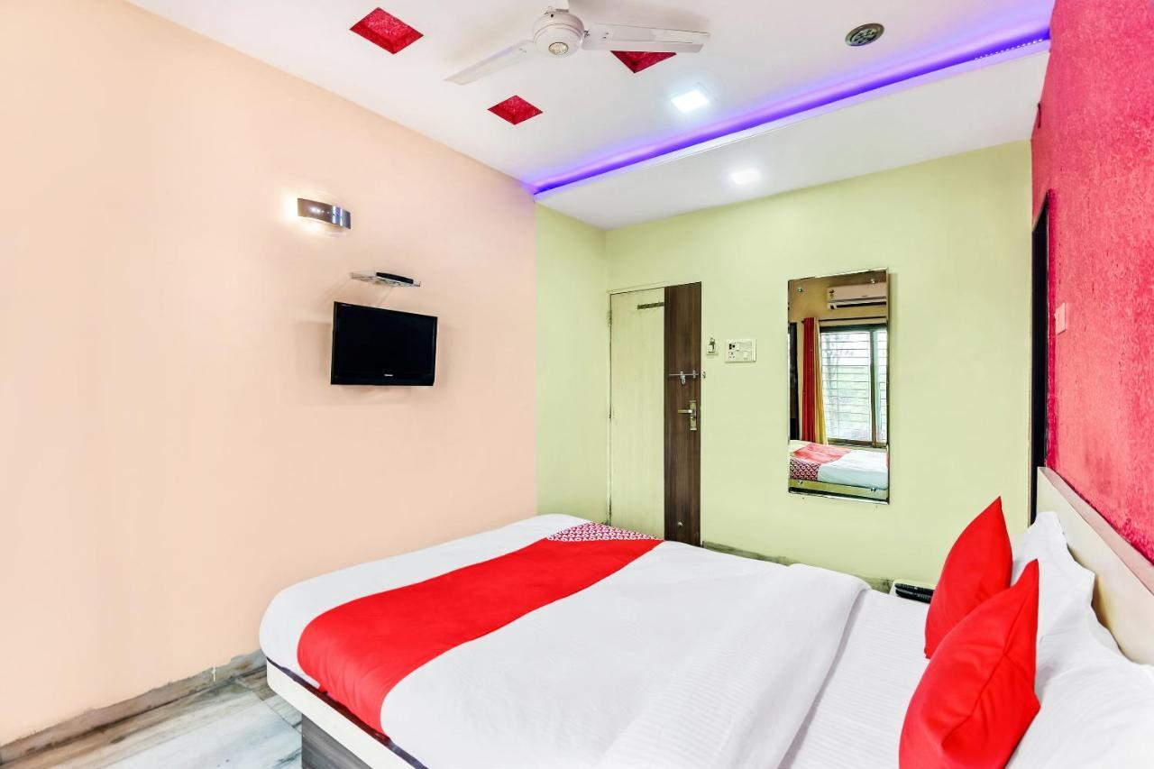 Oyo 61308 Hotel Rw International Hingoli Kültér fotó